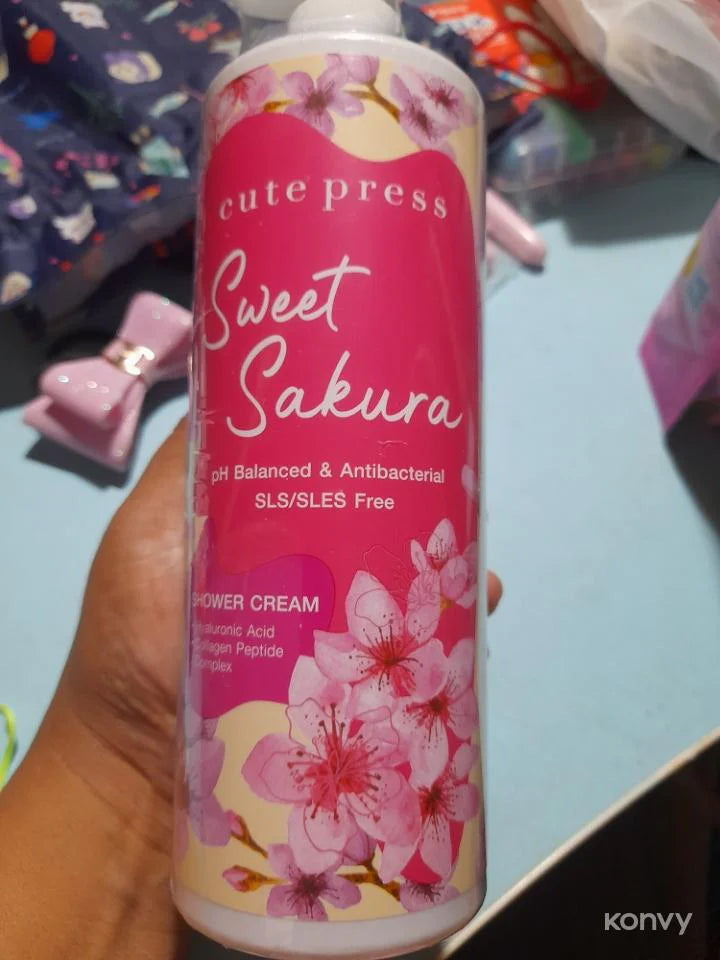 Cute Press Sweet Sakura Shower Cream 490ml