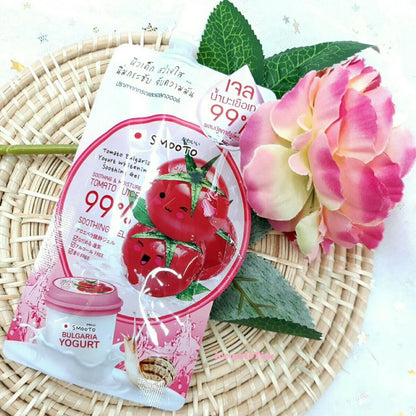 Smooto Japan Tomato Bulgaria Yogurt Whitening Soothing Gel 40ml