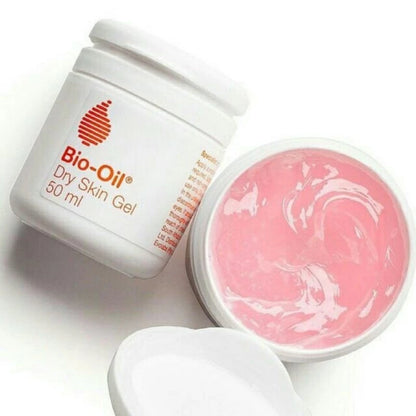 Woman massaging Bio-Oil Dry Skin Gel into dry skin on body in circular motion for deep moisturisation and barrier repair