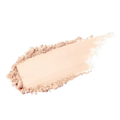 Woman applying Sasi Sasi Setting Powder for flawless matte long-lasting makeup before after